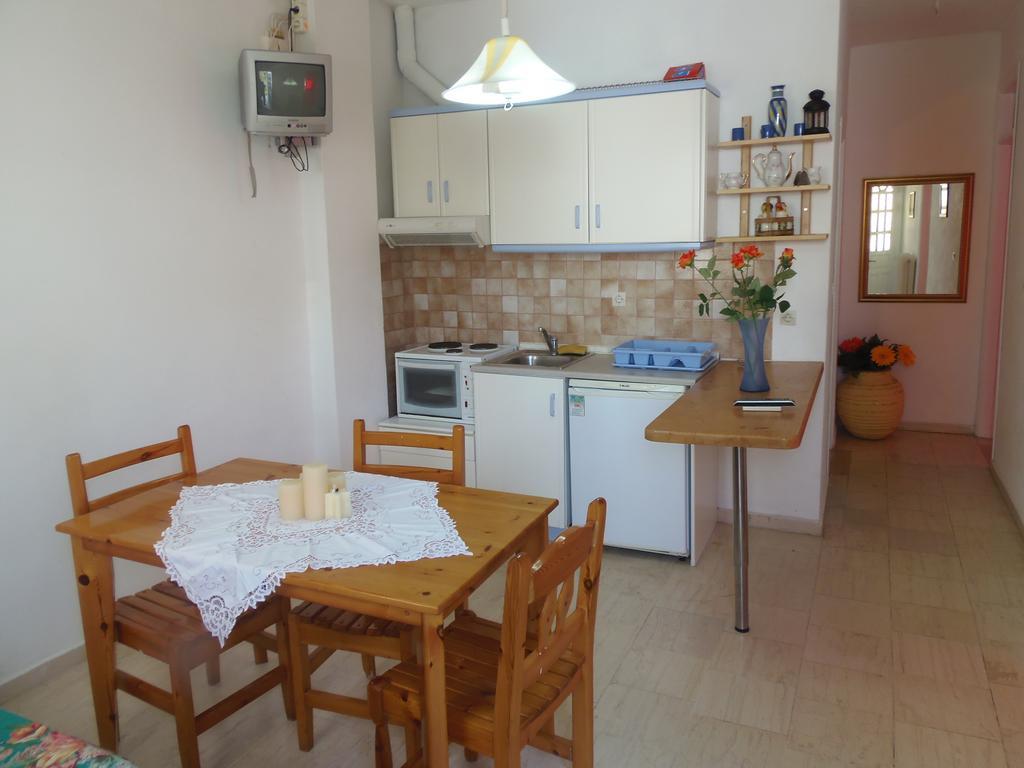 Konstantina Apartment Лакка Екстер'єр фото